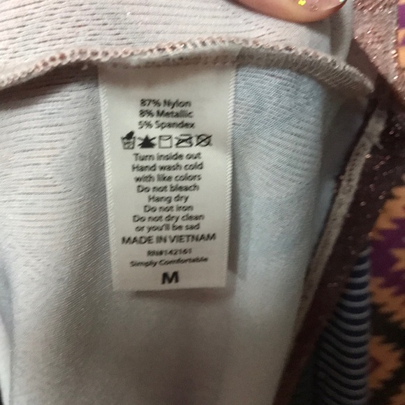 M Amelia LuLaRoe elegant collection - Picture 3 of 3